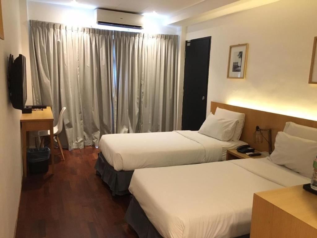Quayside Hotel Malacca Esterno foto