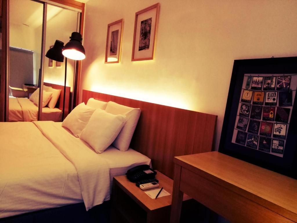 Quayside Hotel Malacca Esterno foto