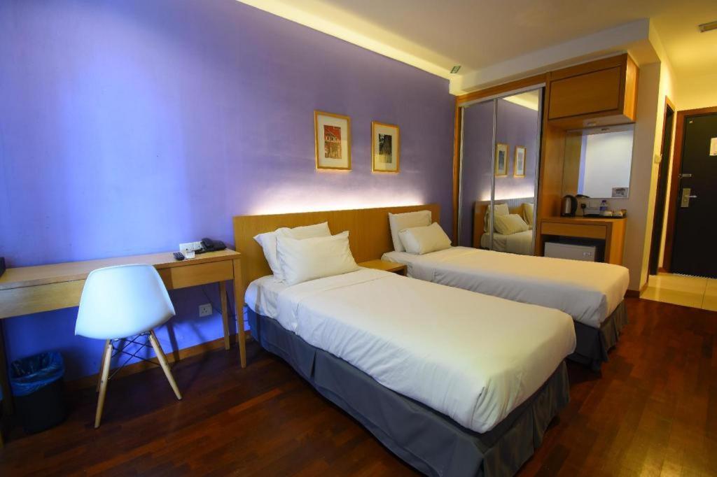 Quayside Hotel Malacca Esterno foto