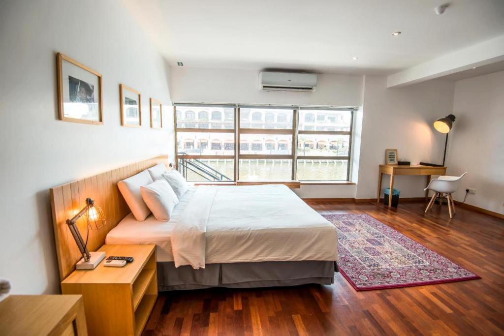 Quayside Hotel Malacca Esterno foto
