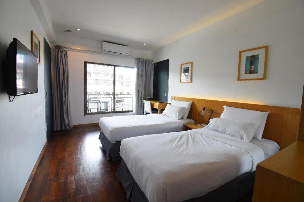 Quayside Hotel Malacca Esterno foto