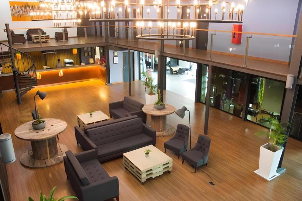 Quayside Hotel Malacca Esterno foto